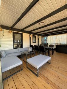Sea La Vie mobile home