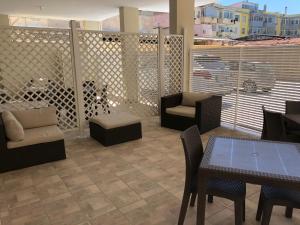 SEAL DOMO - Appartamento con Patio e Parcheggio Privato a Cagliari