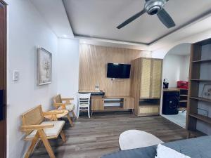 Mint Home