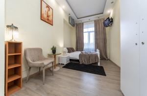 City Escape Cozy Retreat by Independence Square