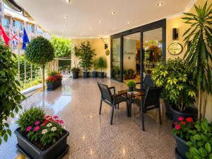 Club Karakas Apart Otel