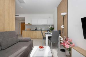 Elegant Apartments in Mielno with Rooftop Seasonal Pool by Noclegi Renters