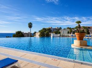 Splendid Appartment in Cannes with Private Pool and Sea View