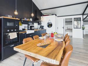 -LE LOFT- Terrasse parking prive au centre de Concarneau