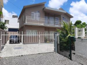 Major beachhouse