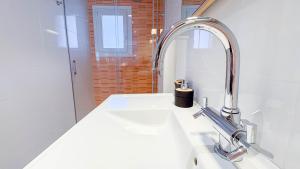 Santaolalla I by Terreta Rentals