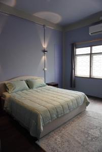 Large Room near Grand Palace