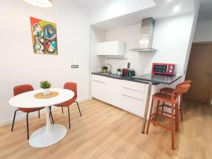 Modern Studio with Pool - Málaga Center