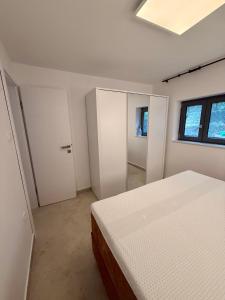 Waterfront Stone House - Cres Villa Lungomare
