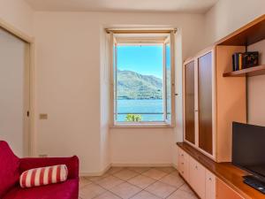 Apartment La Piazzetta sul Lago by Interhome