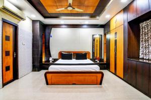 Hotel O The Luxury Palace