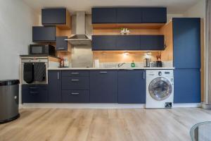 3 Bed Flat Sleeps 7 Near O2 and ExCeL London