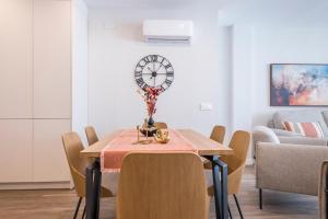 Apartamentos Dúplex Príncipe de Canalejas, 1 y 2 dormitorios