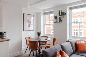 1-Bed Fitzrovia Flat - West End - Sleeps 4