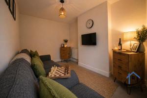 Barret Flat sleeps 4 central location Penarth