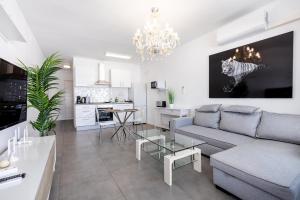 16A Silver Garden Ocean View