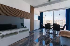 2-Br Duplex Penthouse Spinola Sea View Balcony