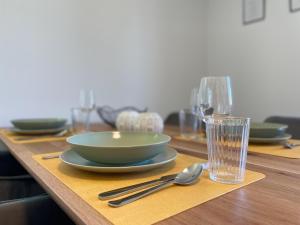 Modernes Wohlfühl-Apartment"Lug40"mit Balkon, ruhige Lage & schnelle Anbindung zur Altstadt und Autobahn!