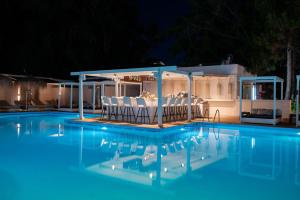 Bamboo Suites Hotel - Adults Only