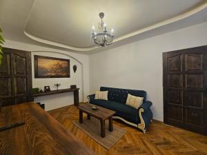 Lovely Amber Apartment