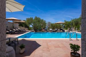 Seaview Villa Ana – A Luxurious Escape Featuring a Private Pool, 6 Bedrooms, Spa Zone, and Just 450m from the Beach