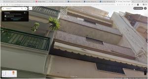 City Center 1BR Apt with Large Balcony
