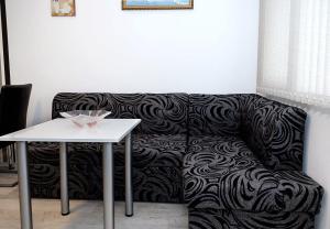 Cozy 1BR Retreat Steps from Sea Garden by Flat Manаger