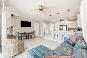 4BR Home Steps to Beach | Sleeps 8 | Myrtle Beach