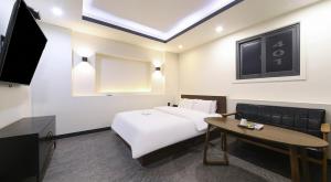 Daily Motel