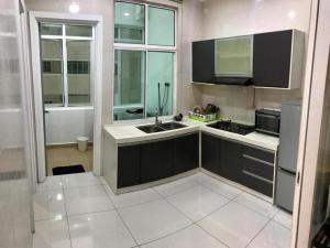 Olives homestay sharing apartment private room with private bathroom free wifi