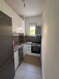 Spectacular Two Bedroom Apartment with Parking