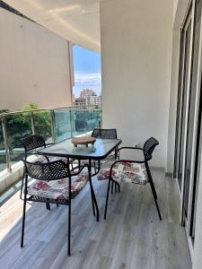 Spectacular Two Bedroom Apartment with Parking