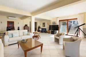 Sunset Boulevard, Kastri Nikiti by Halkidiki Villas