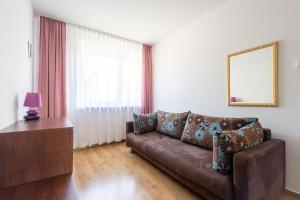 Przestronny Apartament Victus z Parkingiem, Tarsaem i Gabinetem do Pracy By Noclegi Renters