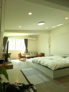 Chao Phraya House Near BTS & Asiatique