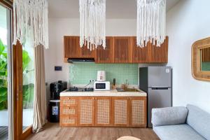 Family 2BR with Private Pool - B5