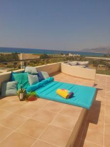 Deluxe Two-Bedroom Apartment With Roof Terrace