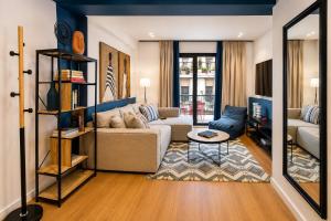 LIV - Upscale Athenian Apartments