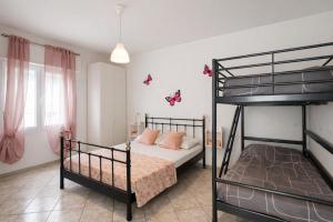 APPARTAMENTO ROSA OVER THE RAINBOW APARTMENTS Lido di Jesolo PIAZZA MAZZINI 200 MT DAL MARE