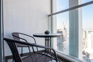 Bayz by Danube 1-Bed with City Views & Pool - Onelink