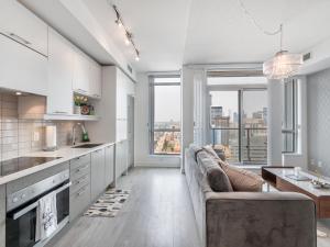 ASignature Suites - Entertainment District Toronto