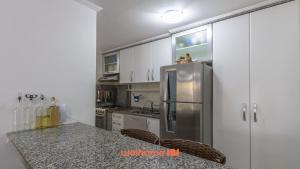 Apartamento em Ubatuba a 50m da Praia Grande