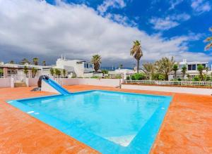 Casa Blanca F10 with Sea View
