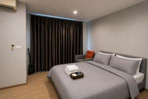 Zcape 1 Condo Cherngtalay Thalang Gym pool Wifi Netflix Walk to All