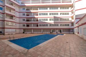Beach & Lagoon Apartment Swimming Pool