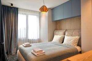 Two-room apartment in a well-connected area