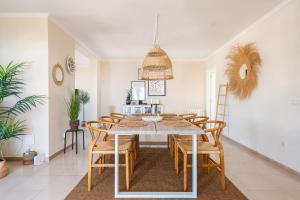 Villa Sabine - Spectacular Sea View Villa in Capel