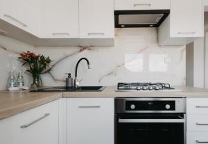 Above Rooftops - apartament z osobną kuchnią Fair Rentals