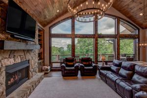 Firefly Springs at Eagles Nest