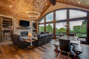 Firefly Springs at Eagles Nest